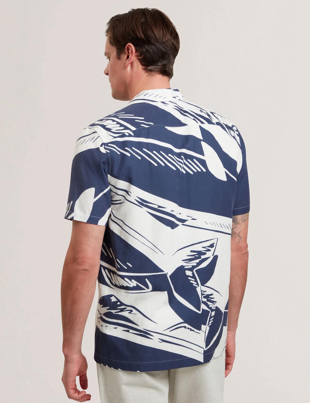 Men Ted Baker HEUKELS - Short Sleeve Relaxed Fish Print Casual Shirts Mid-Navy | India  MXZI-21736