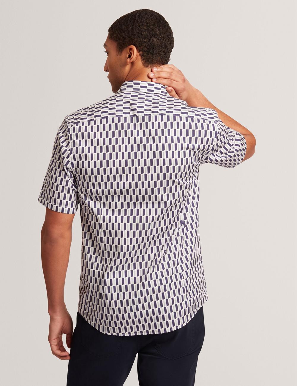 Men Ted Baker PEARSOS - Geo Print Short Sleeve Cotton Casual Shirts Navy | India  FCRS-80172