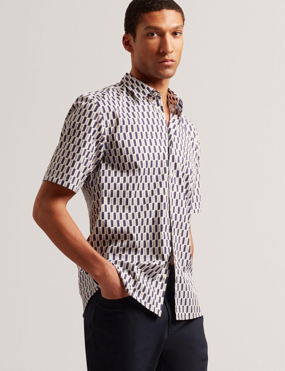Men Ted Baker PEARSOS - Geo Print Short Sleeve Cotton Casual Shirts Navy | India  FCRS-80172