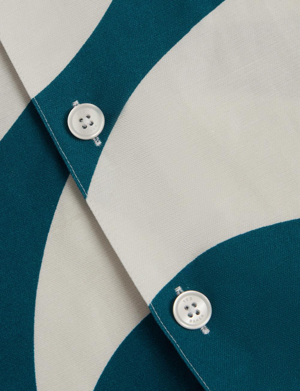Men Ted Baker ROLDAN - Short Sleeve Oversized Swirl Print Casual Shirts Turquoise | India  GKIP-18972