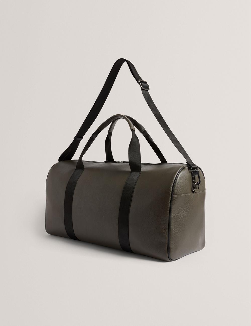 Men Ted Baker TAISON - Pebbled Faux Leather Holdall Bags Khaki | India  DFSX-29501