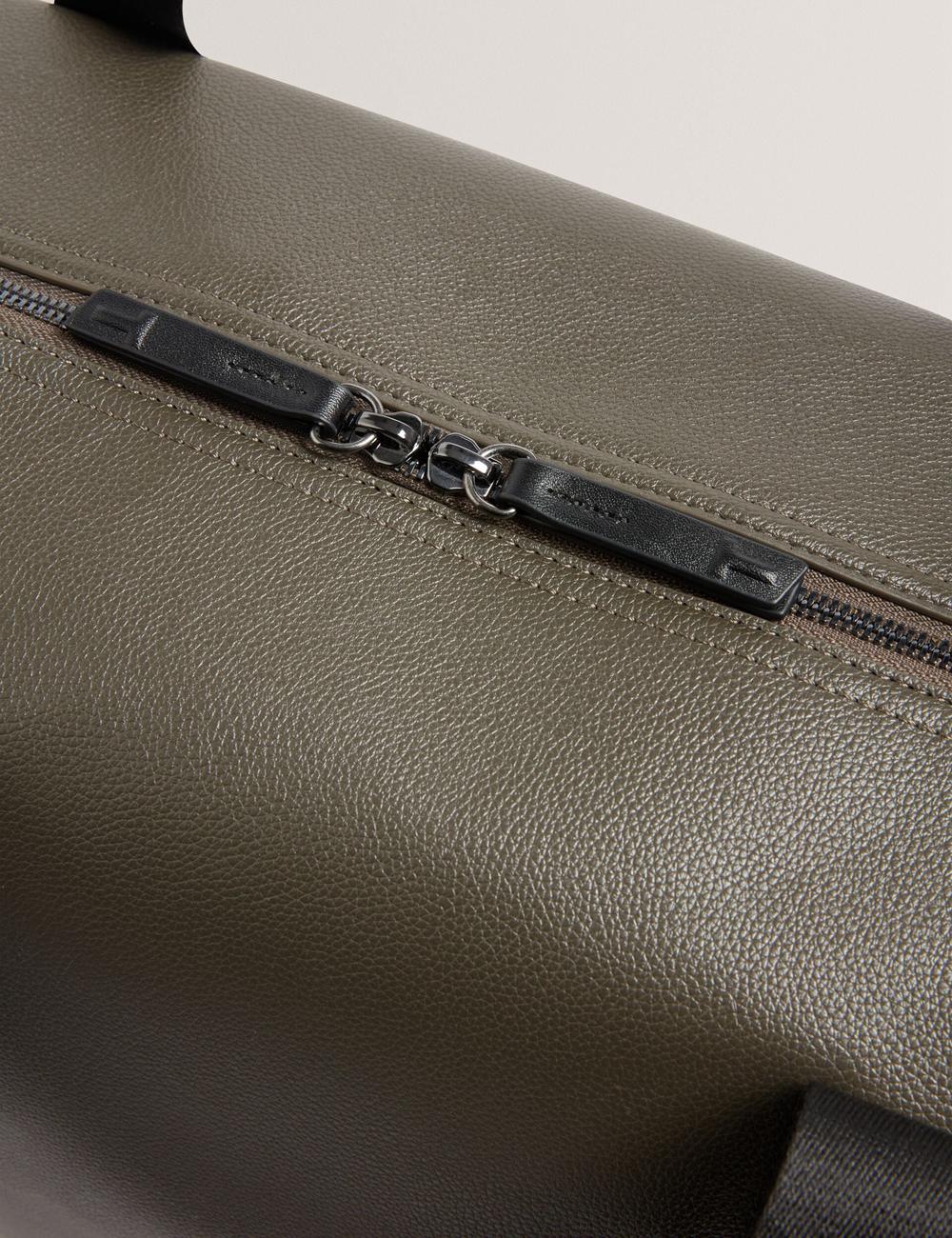 Men Ted Baker TAISON - Pebbled Faux Leather Holdall Bags Khaki | India  DFSX-29501