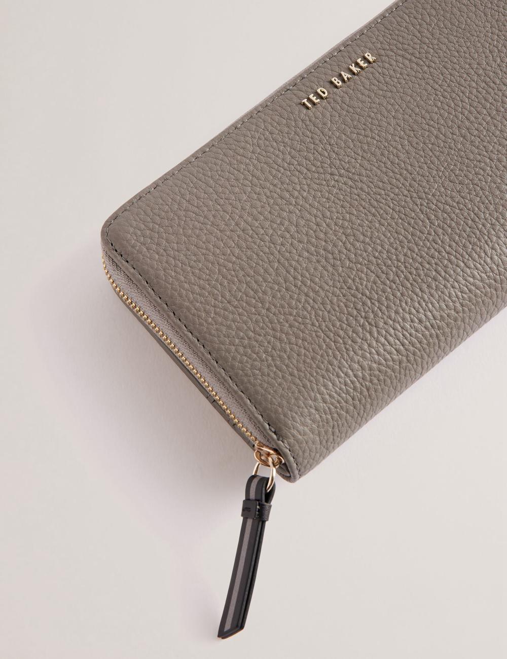 Women Ted Baker DALIEA - Large Textured Leather Zip Around Purses Mid-Grey | India  IAQS-71602