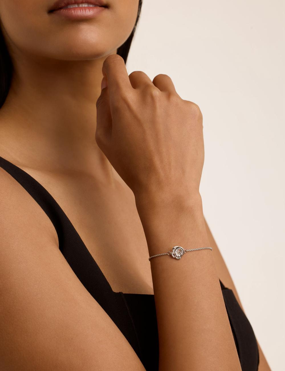 Women Ted Baker FLORINA - Crystal Flower Adjustable Slider Bracelets Silver | India  BPWH-13279