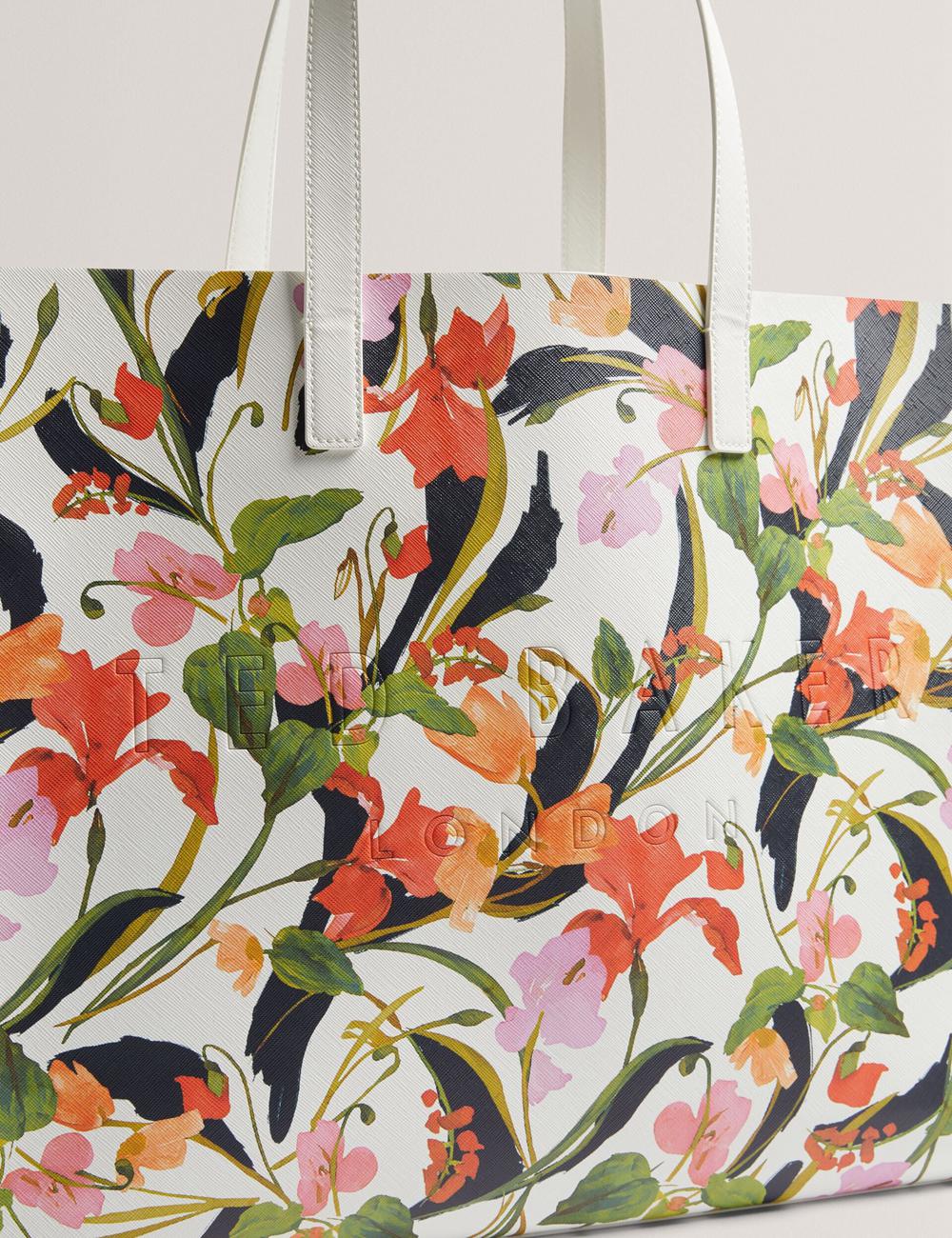 Women Ted Baker FLORISH - Floral Print PU Leather Wide Tote Bags Cream | India  CZKA-94681