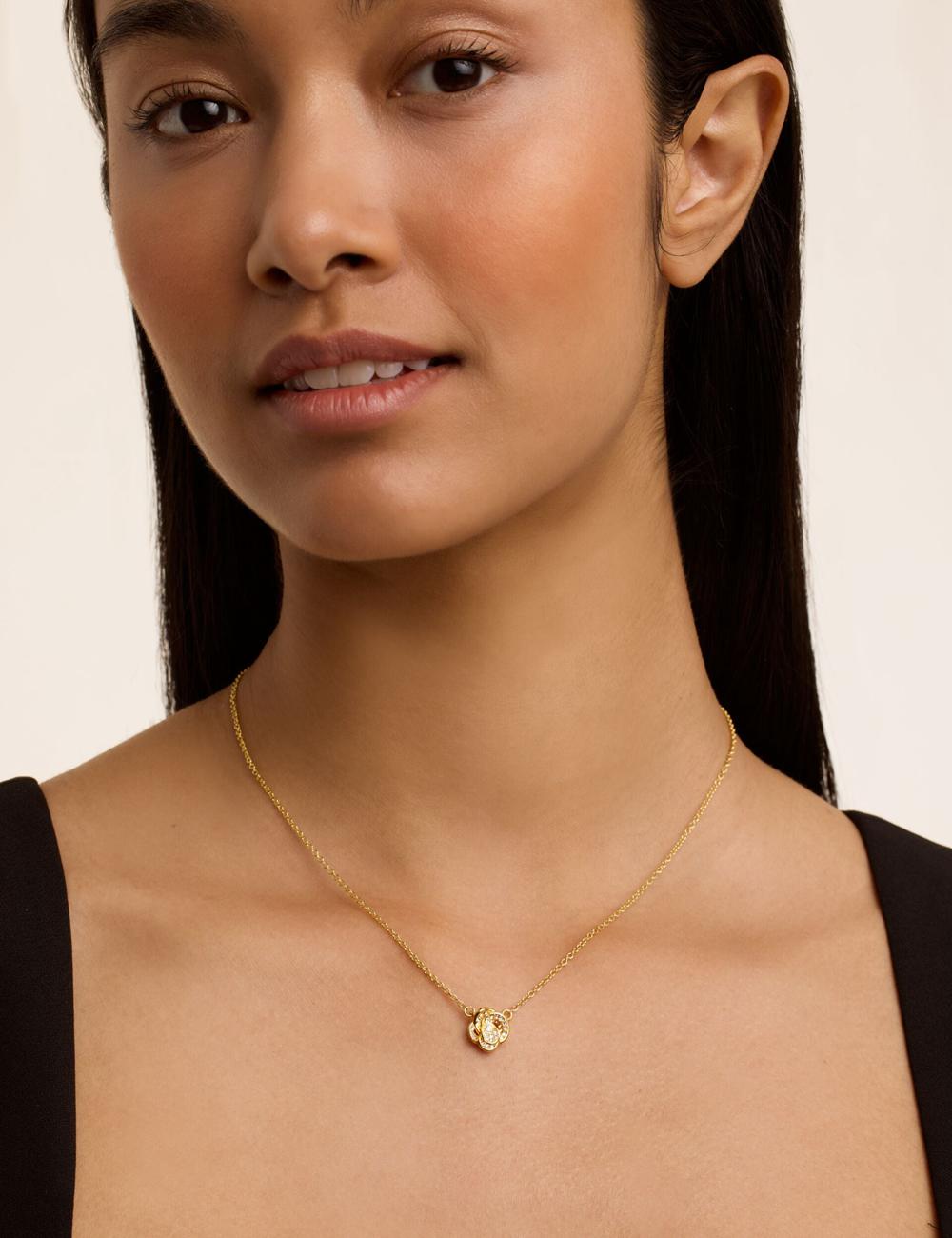 Women Ted Baker FLORITA - Crystal Flower Pendant Necklaces Gold | India  ZTMB-95048