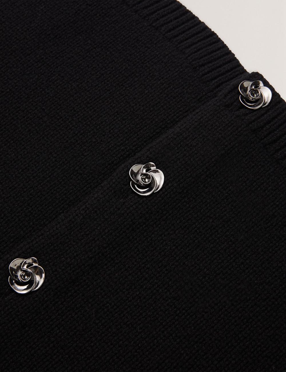 Women Ted Baker JAYCEY - Rose Button Knitted Crew Neck Cardigans Black | India  JMAI-31745