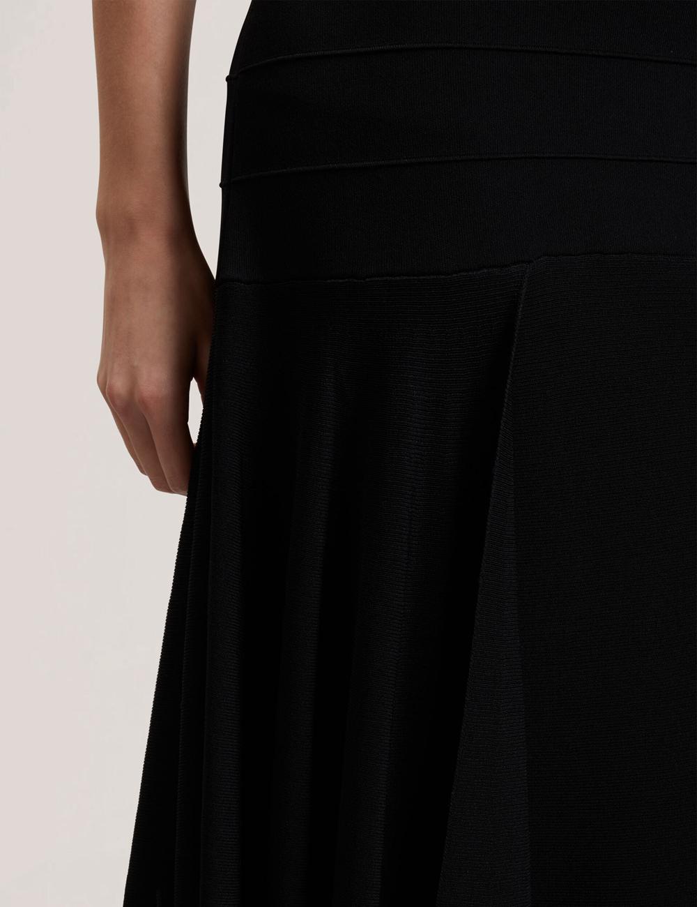 Women Ted Baker LAURRIE - Asymmetric Waterfall Hem Knitted Midi Skirts Black | India  GDSZ-13275