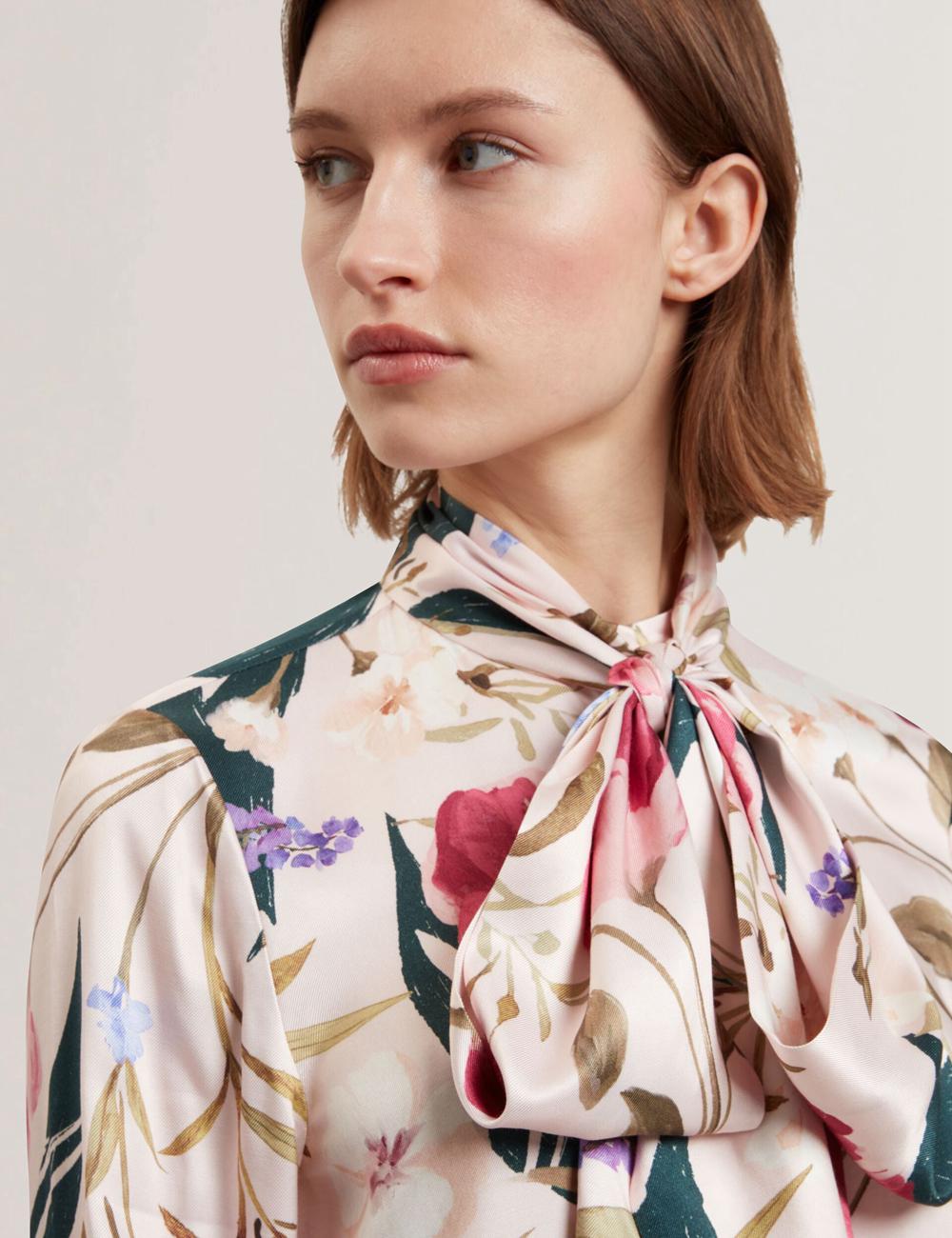Women Ted Baker LEEYAA - Floral Print Neck Longline Blouses Pink | India  UWHS-78359
