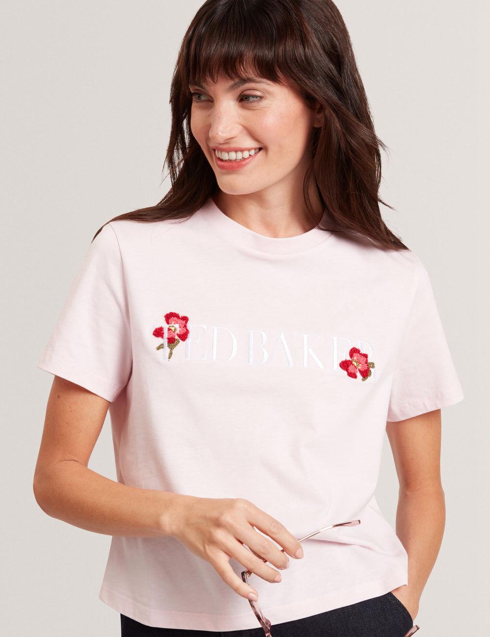Women Ted Baker MOLII - Embroidered Logo Cropped Cotton T-Shirts Pink | India  JPXC-53018