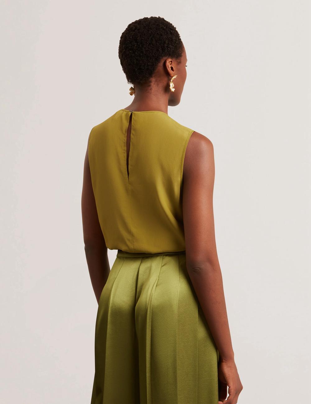 Women Ted Baker SHAMRA - Silk Blend Seam Detail Tops Mid-Green | India  UDVY-12403